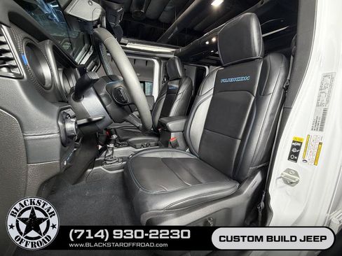 Used 2024 Jeep Wrangler Unlimited Rubicon 4xe AWD/4WD image 27
