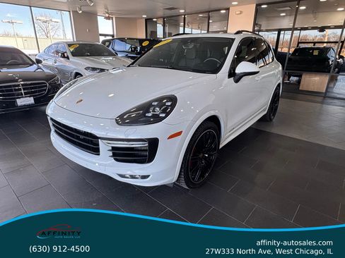 Used 2016 Porsche Cayenne GTS image 1