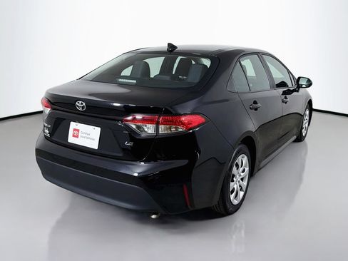 Used 2024 Toyota Corolla LE FWD image 6
