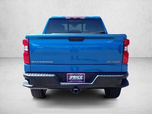 Used 2022 Chevrolet Silverado 1500 ZR2 w/ Technology Package AWD/4WD image 3