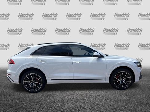 Used 2022 Audi Q8 Premium Plus AWD/4WD image 11