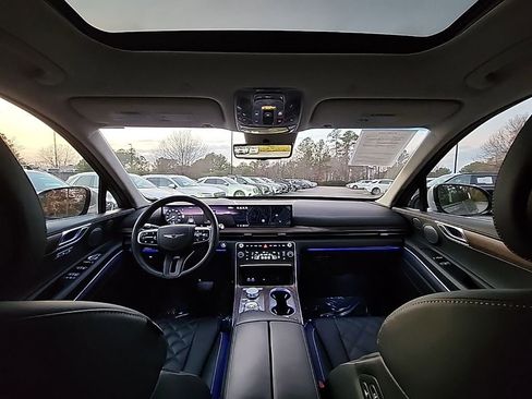 Used 2025 Genesis GV80 3.5T Prestige image 29