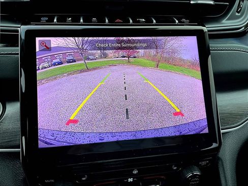 Used 2023 Jeep Grand Cherokee 4WD 4xe image 18