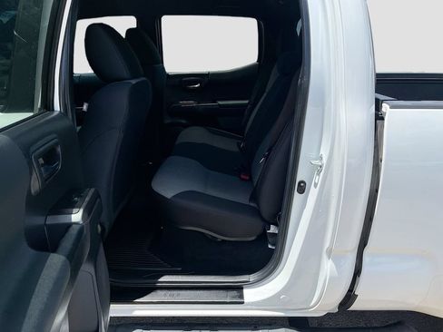Used 2022 Toyota Tacoma TRD Sport w/ Technology Package RWD image 23