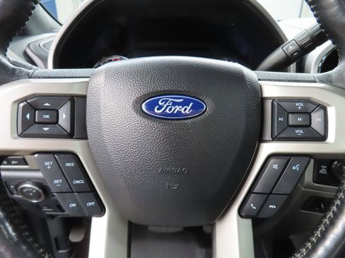 Used 2022 Ford F350 Lariat w/ Black Appearance Package AWD/4WD image 56