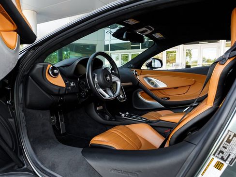 Used 2025 McLaren GTS RWD image 40