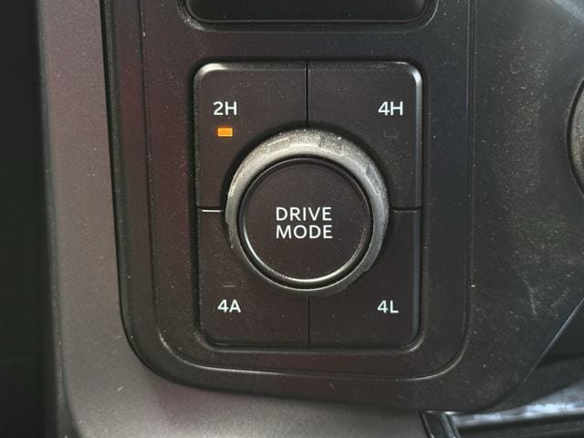 Used 2025 Ford F150 Lariat AWD/4WD image 21