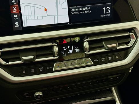 Used 2019 BMW 330i xDrive Sedan w/ M Sport Package image 19