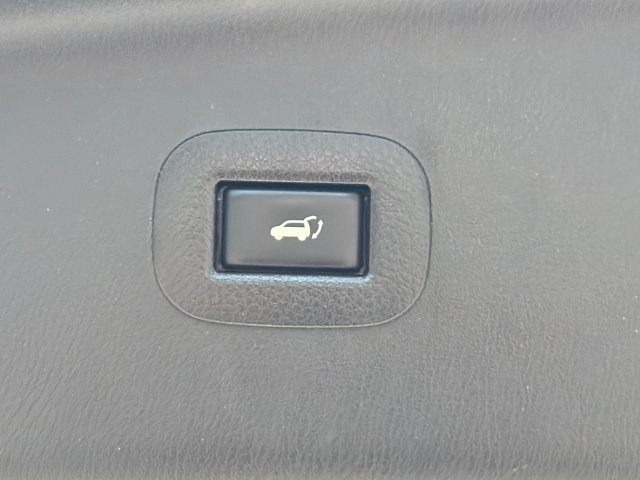 Used 2017 Nissan Armada Platinum w/ Captain Seat Package AWD/4WD image 21
