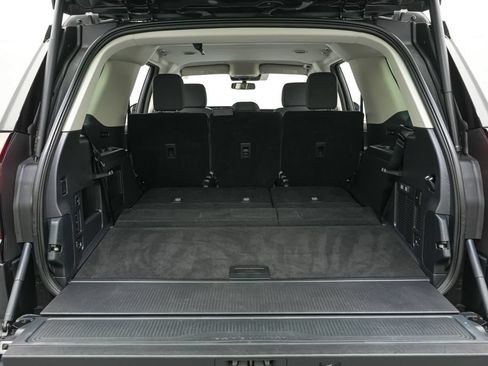 Certified 2025 Ford Expedition Active AWD/4WD image 27