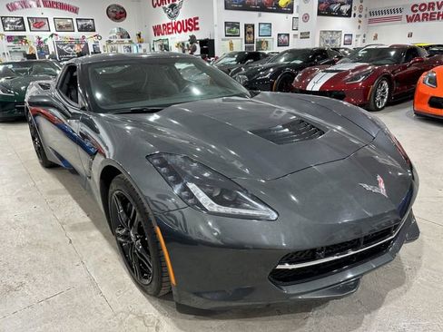 Used 2017 Chevrolet Corvette Stingray Coupe w/ 2LT Preferred Equipment Group image 4
