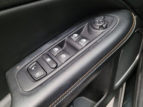 Used 2019 Jeep Compass Sport FWD image 27