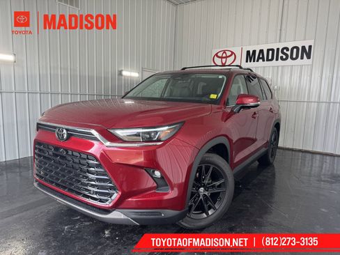 New 2026 Toyota Grand Highlander image 1