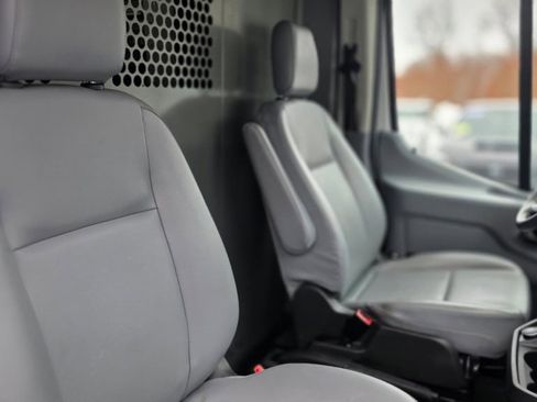 Used 2018 Ford Transit 250 148 Medium Roof image 11