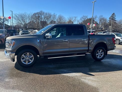 Used 2023 Ford F150 Lariat w/ FX4 Off-Road Package image 4