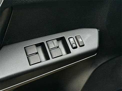 Used 2017 Toyota RAV4 XLE image 18