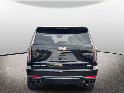 Used 2026 Cadillac Escalade V w/ LPO, ONYX Package AWD/4WD image 3