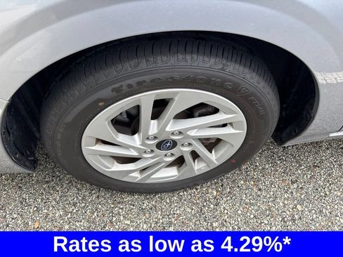 Used 2024 Subaru Impreza 2.0i AWD/4WD image 8