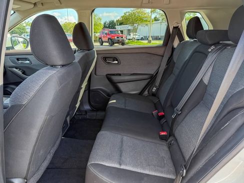 Used 2023 Nissan Rogue SV FWD image 20