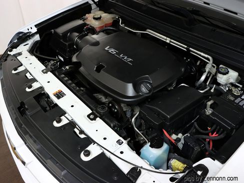 Used 2019 Chevrolet Colorado W/T w/ Custom Special Edition image 36