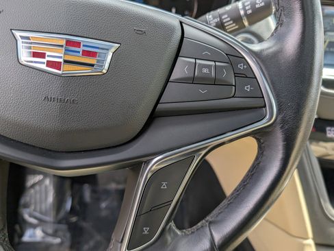 Used 2019 Cadillac XT5 Luxury image 23