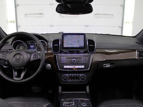 Used 2018 Mercedes-Benz GLS 450 4MATIC w/ Premium Package image 53