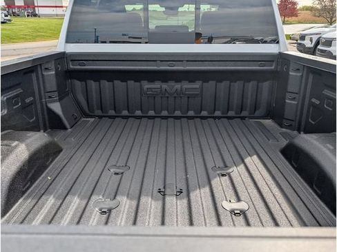 New 2026 GMC Sierra 2500 Denali w/ Denali Reserve Package AWD/4WD image 10