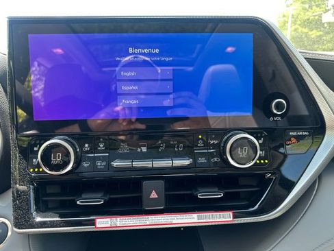 New 2026 Toyota Highlander Platinum AWD/4WD image 36