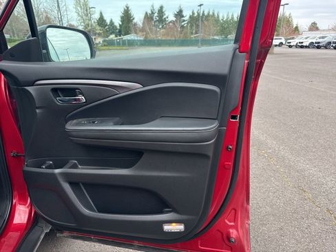 Used 2023 Honda Ridgeline RTL-E image 25