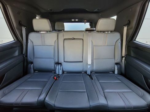 Used 2021 Chevrolet Tahoe RST AWD/4WD image 30