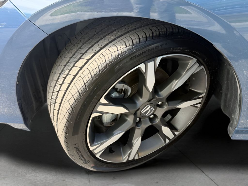 Certified 2025 Honda Civic Sport Touring image 37