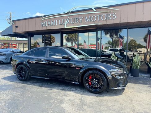 Used 2022 Dodge Charger Scat Pack RWD image 1