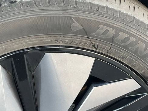 Used 2023 Nissan Ariya AWD image 6