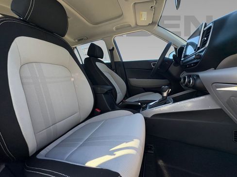 New 2026 Hyundai Venue SEL image 11