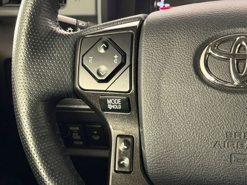 Used 2023 Toyota 4Runner 40th Anniversary SE AWD/4WD image 16