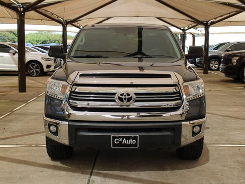 Used 2016 Toyota Tundra SR5 image 2