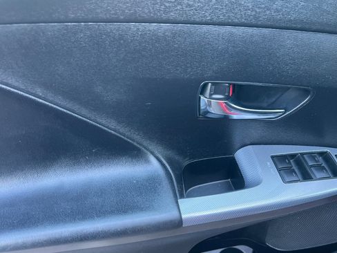 Used 2013 Toyota Venza LE image 11