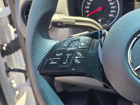 Used 2025 Mercedes-Benz Sprinter 2500 image 23