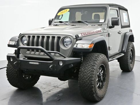 Used 2018 Jeep Wrangler Rubicon AWD/4WD image 3