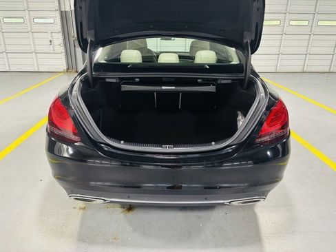 Used 2021 Mercedes-Benz C 300 Sedan image 10