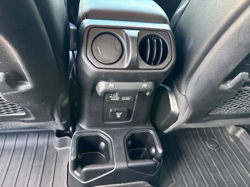 Used 2021 Jeep Gladiator Mojave w/ Cold Weather Group AWD/4WD image 35