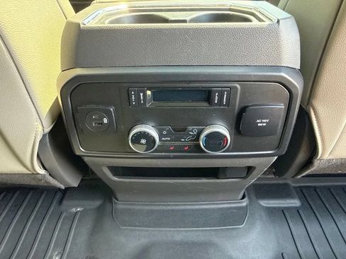 Used 2021 Ford Expedition Limited AWD/4WD image 36