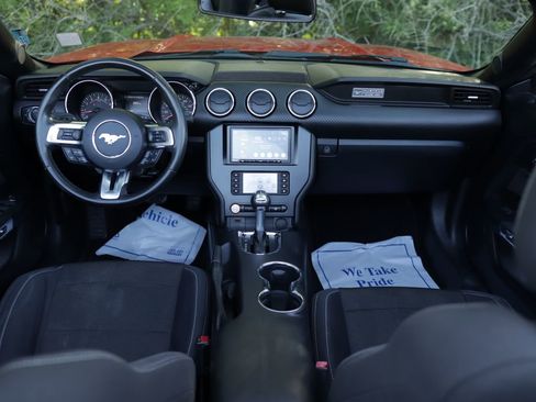 Used 2015 Ford Mustang Convertible w/ Equipment Group 051A RWD image 17