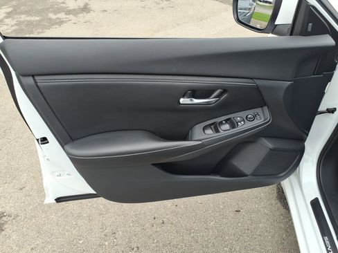 Certified 2022 Nissan Sentra SV w/ All-Weather Package FWD image 16