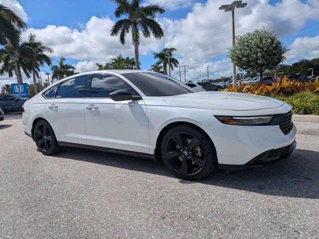Used 2023 Honda Accord Sport image 3