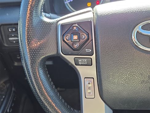 Used 2018 Toyota 4Runner Limited image 21