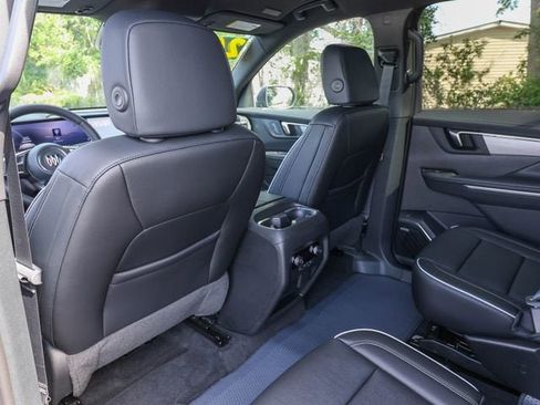 New 2026 Buick Enclave Preferred w/ Power Package FWD image 26