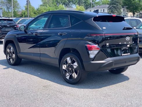 Used 2025 Hyundai Kona SEL AWD/4WD image 5