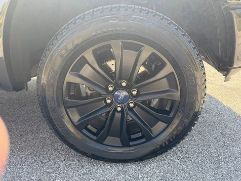 Used 2019 Ford F150 XLT w/ Equipment Group 302A Luxury image 31