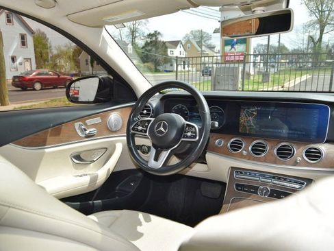 Used 2020 Mercedes-Benz E 350 4MATIC image 30